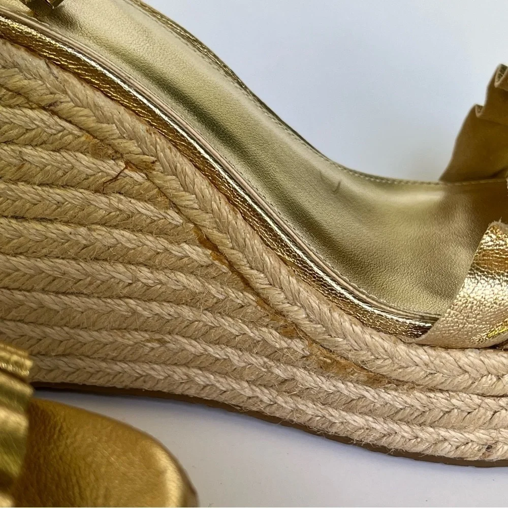MICHAEL Michael Kors beautiful wedge
